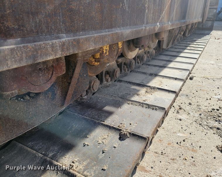 image for item IV9620 1997 Kobelco SK400LC  excavator