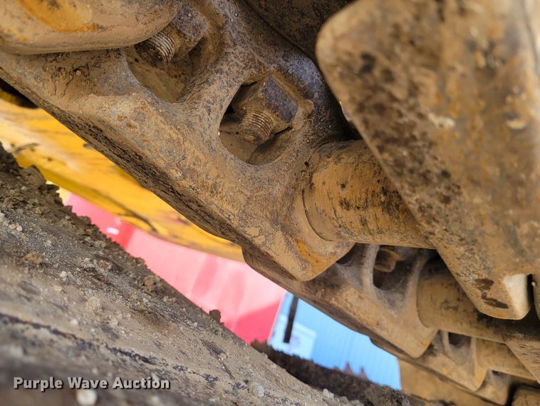 image for item IV9620 1997 Kobelco SK400LC  excavator