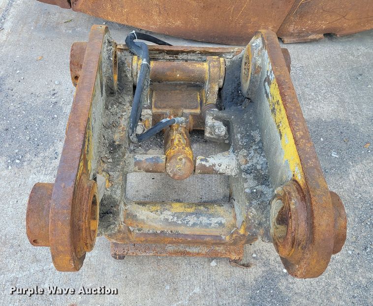 image for item IV9620 1997 Kobelco SK400LC  excavator