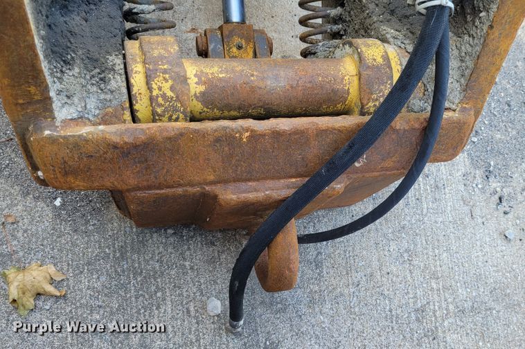 image for item IV9620 1997 Kobelco SK400LC  excavator