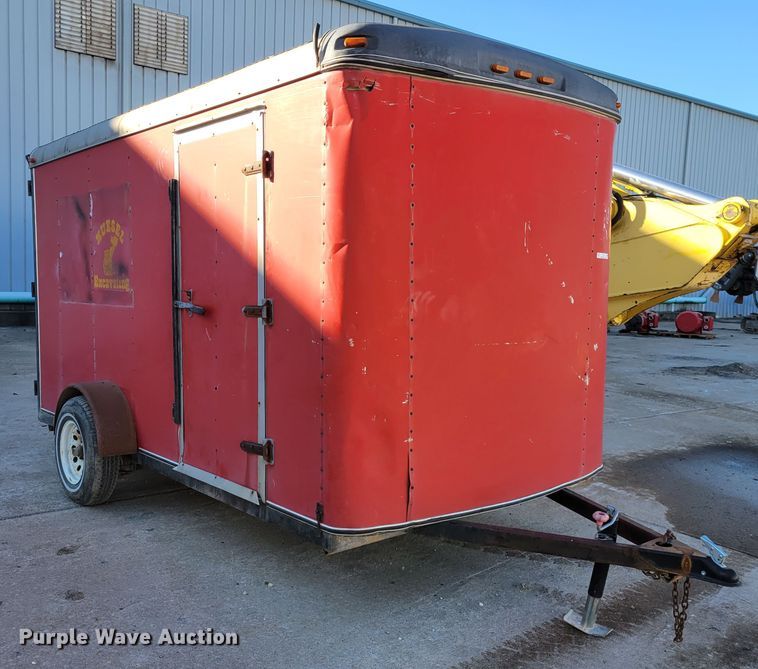 image for item IV9621 1995 Doolittle  enclosed cargo trailer