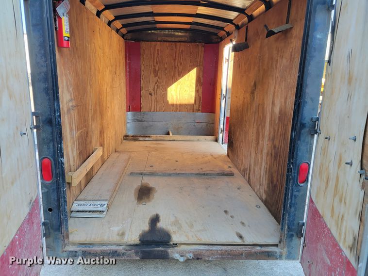 image for item IV9621 1995 Doolittle  enclosed cargo trailer