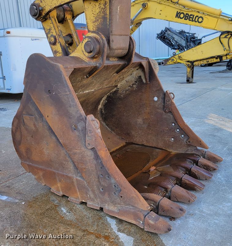 image for item IV9623 1998 Caterpillar 345B L  excavator