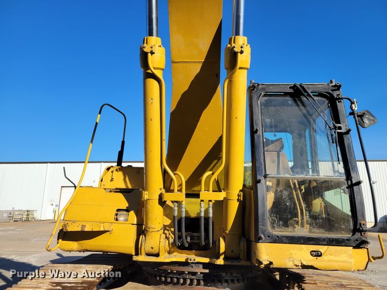 image for item IV9623 1998 Caterpillar 345B L  excavator