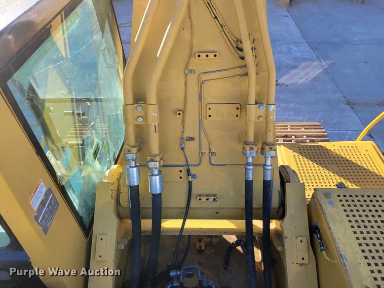 image for item IV9623 1998 Caterpillar 345B L  excavator