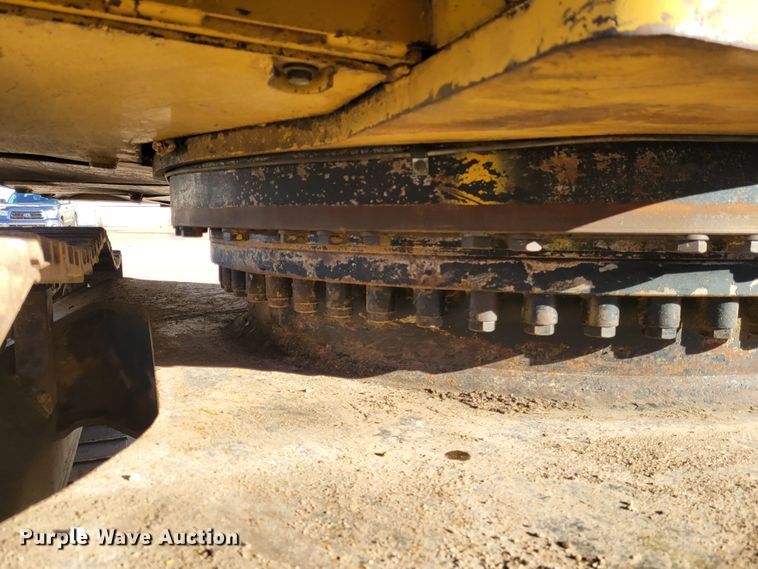 image for item IV9623 1998 Caterpillar 345B L  excavator
