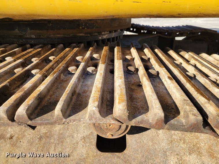 image for item IV9623 1998 Caterpillar 345B L  excavator