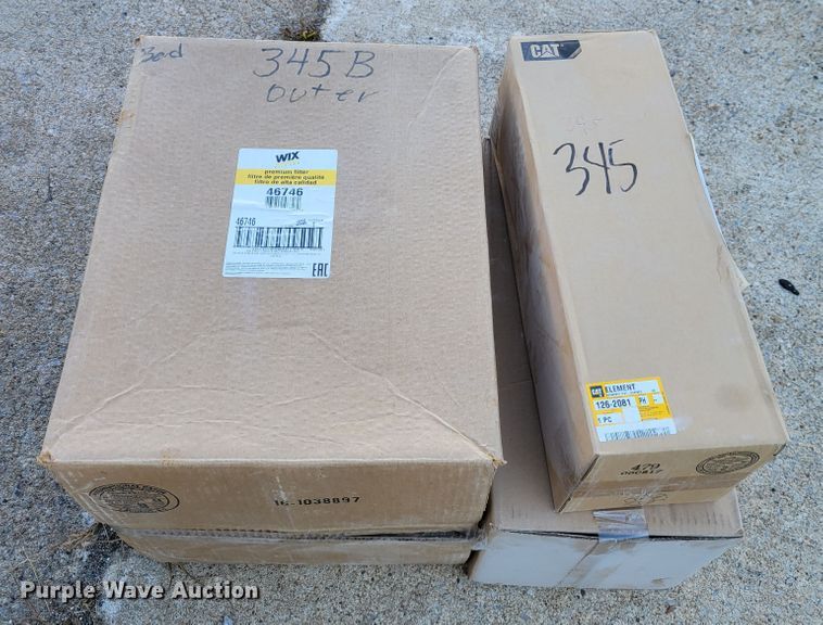 image for item IV9623 1998 Caterpillar 345B L  excavator