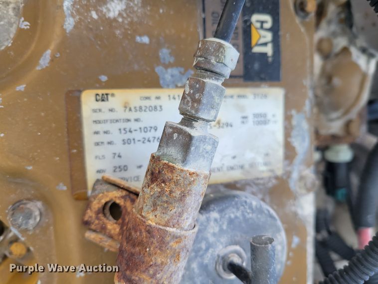 image for item IV9624 2000 Freightliner FL70  bucket truck