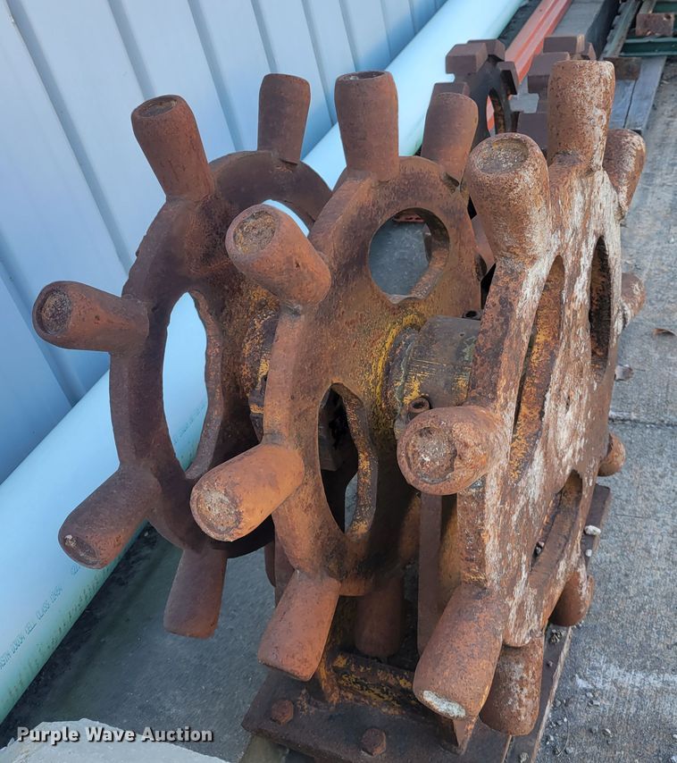 image for item IV9626 (2) trench compactors