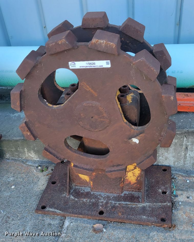 image for item IV9626 (2) trench compactors