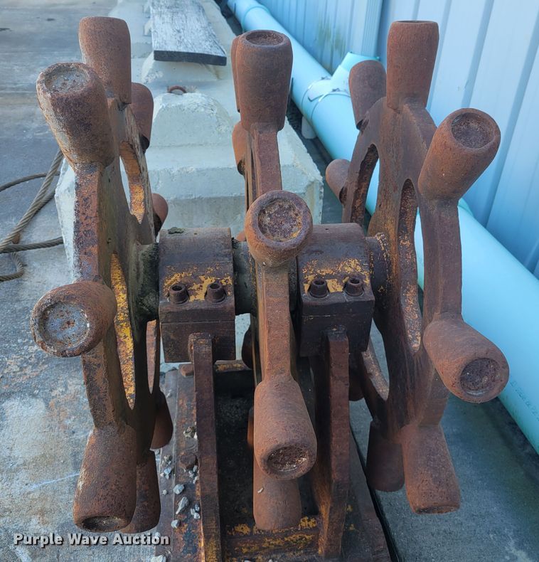 image for item IV9626 (2) trench compactors