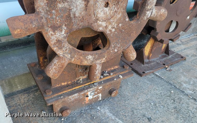 image for item IV9626 (2) trench compactors