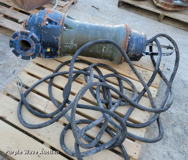 image for item IV9627 Electric pumps