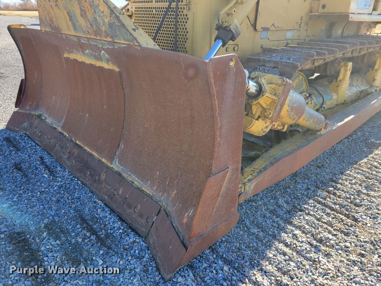 image for item IV9671 1973 Caterpillar D7  dozer