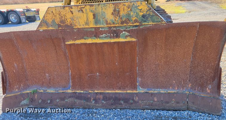 image for item IV9671 1973 Caterpillar D7  dozer