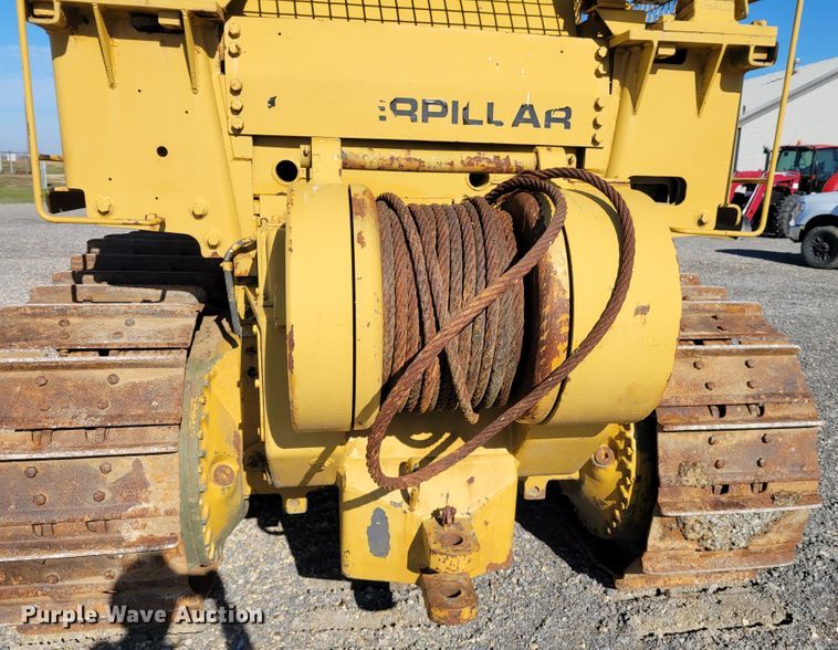 image for item IV9671 1973 Caterpillar D7  dozer