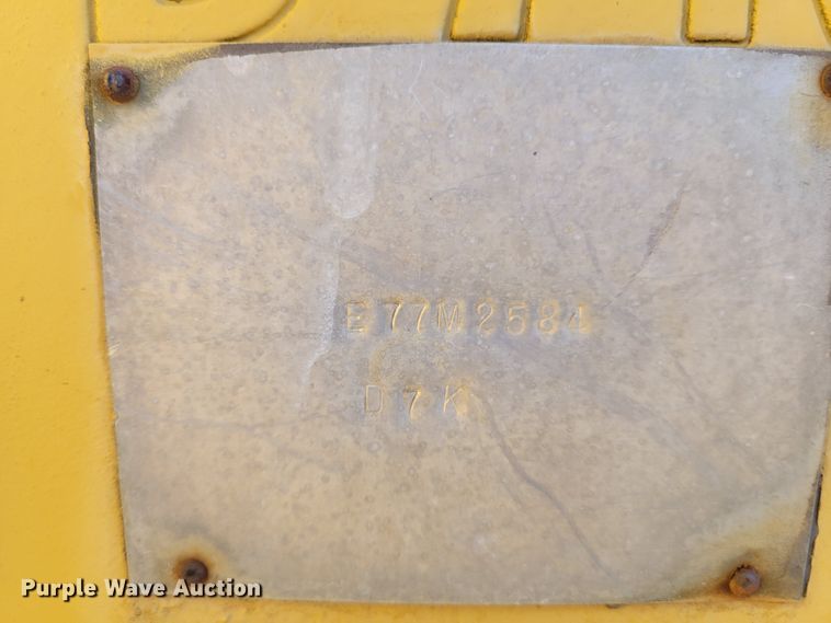 image for item IV9671 1973 Caterpillar D7  dozer