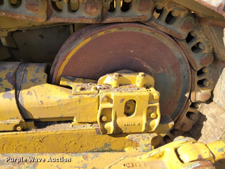 image for item IV9671 1973 Caterpillar D7  dozer