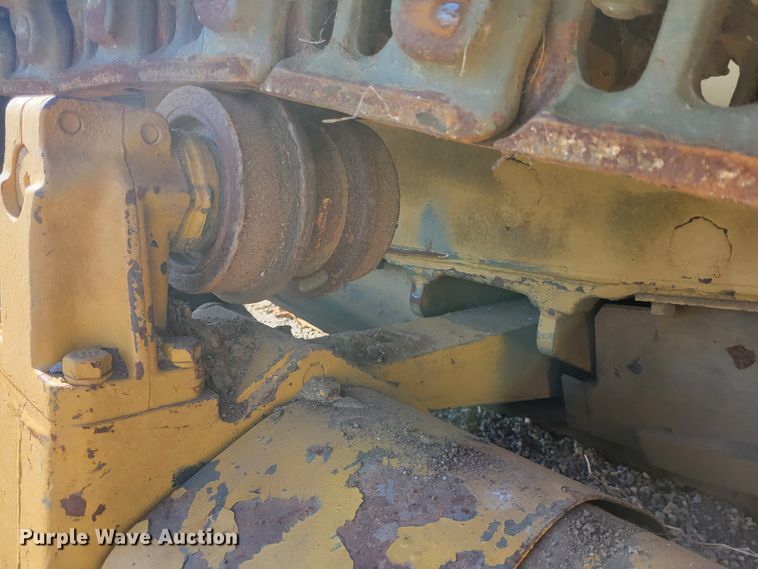 image for item IV9671 1973 Caterpillar D7  dozer