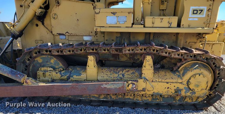 image for item IV9671 1973 Caterpillar D7  dozer