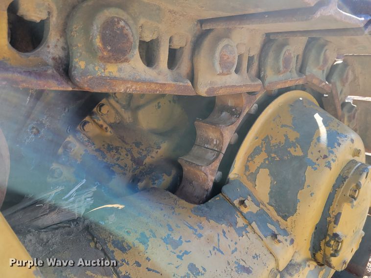 image for item IV9671 1973 Caterpillar D7  dozer