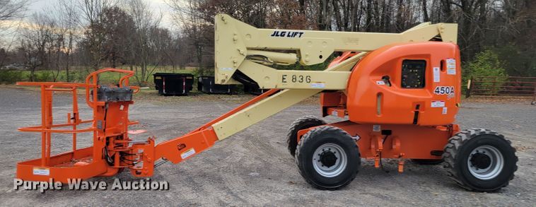 image for item IV9672 2000 JLG 450A Series II  boom lift