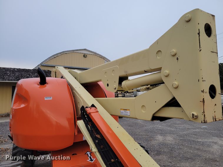 image for item IV9672 2000 JLG 450A Series II  boom lift