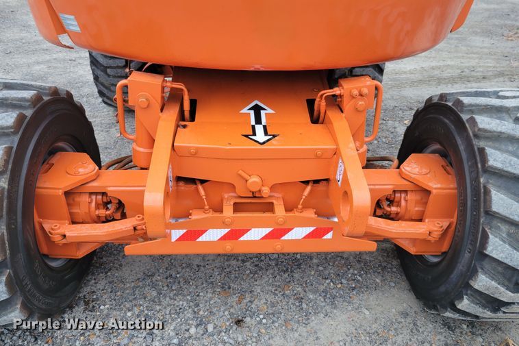 image for item IV9672 2000 JLG 450A Series II  boom lift
