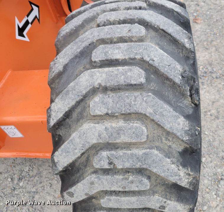 image for item IV9672 2000 JLG 450A Series II  boom lift