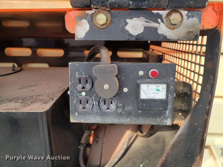 image for item IV9677 2008 JLG 4394RT  scissor lift