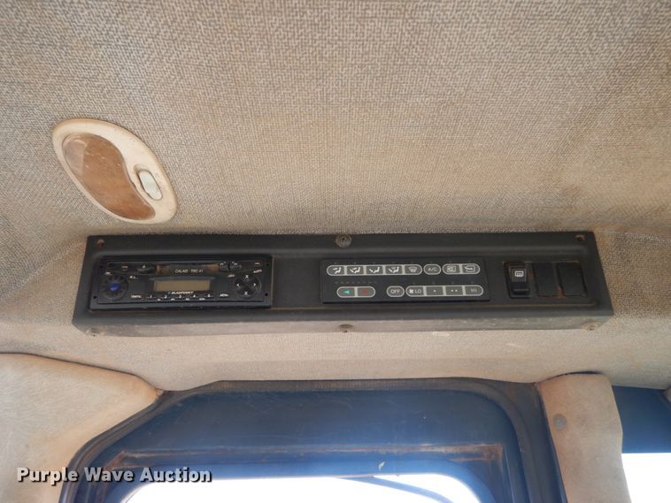 image for item IV9700 Komatsu WA400  wheel loader