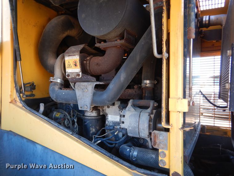 image for item IV9700 Komatsu WA400  wheel loader