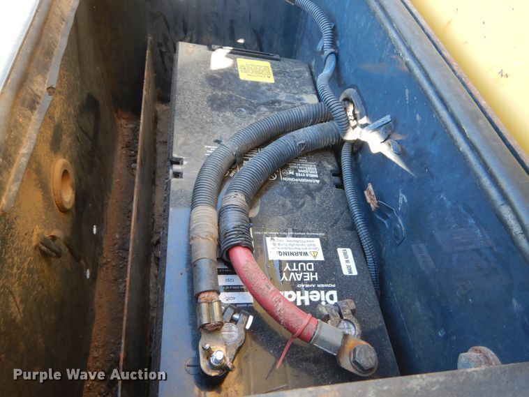 image for item IV9700 Komatsu WA400  wheel loader