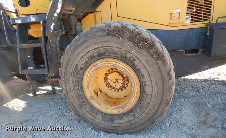 image for item IV9700 Komatsu WA400  wheel loader