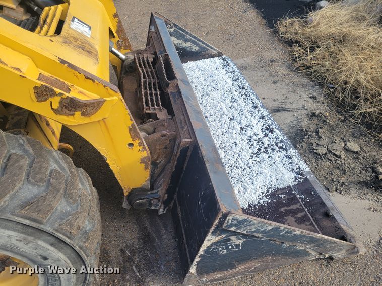 image for item IV9701 2014 Caterpillar 272D  skid steer loader