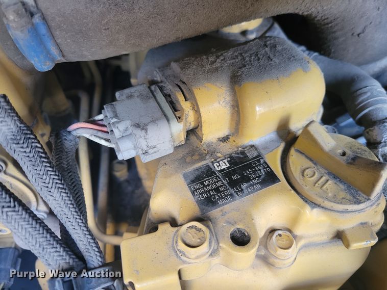 image for item IV9701 2014 Caterpillar 272D  skid steer loader