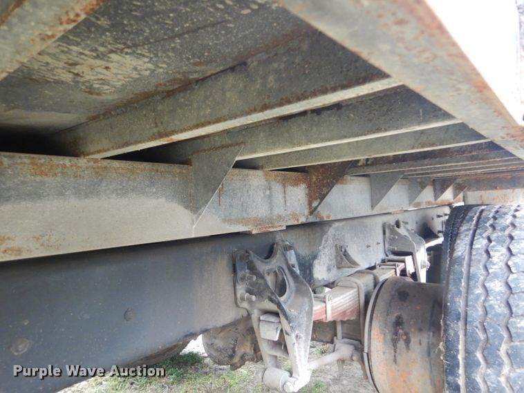 image for item IV9702 2006 International 4400  dump truck