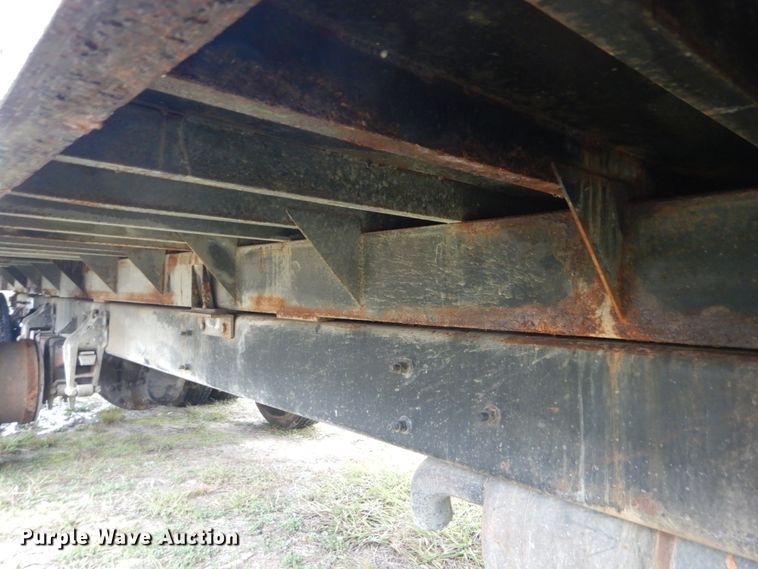 image for item IV9702 2006 International 4400  dump truck