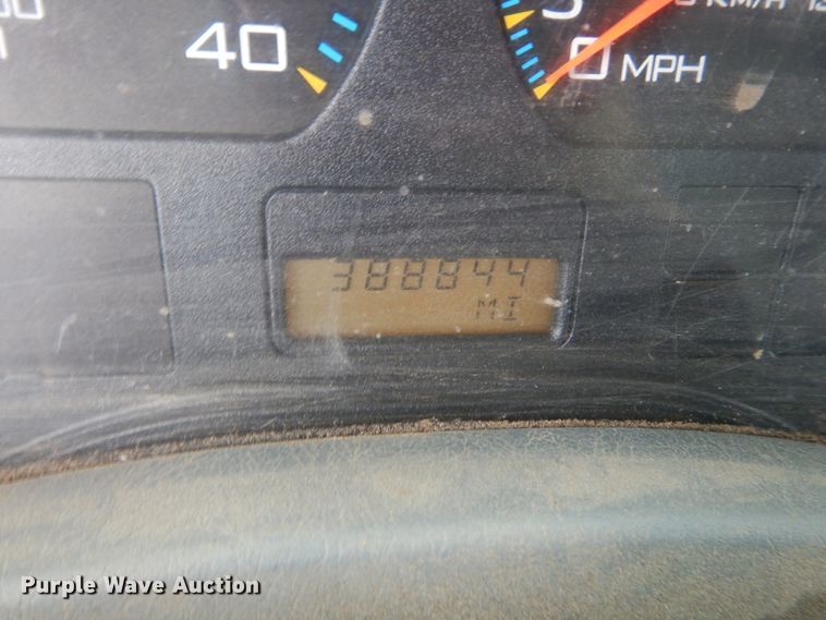 image for item IV9702 2006 International 4400  dump truck