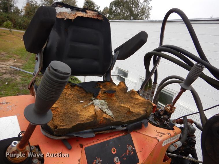 image for item IV9704 1990 International 4900  crane truck