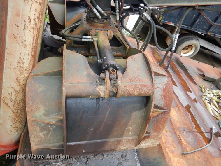 image for item IV9704 1990 International 4900  crane truck