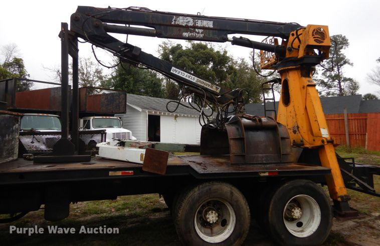 image for item IV9705 1988 International 1954  crane truck