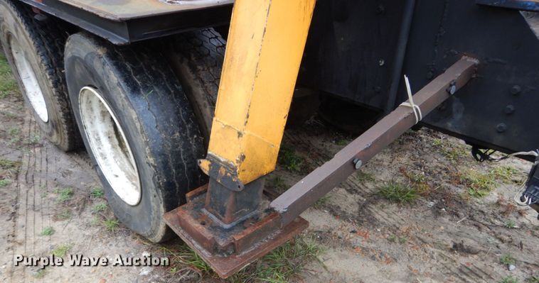 image for item IV9705 1988 International 1954  crane truck