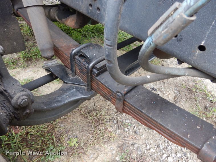 image for item IV9705 1988 International 1954  crane truck