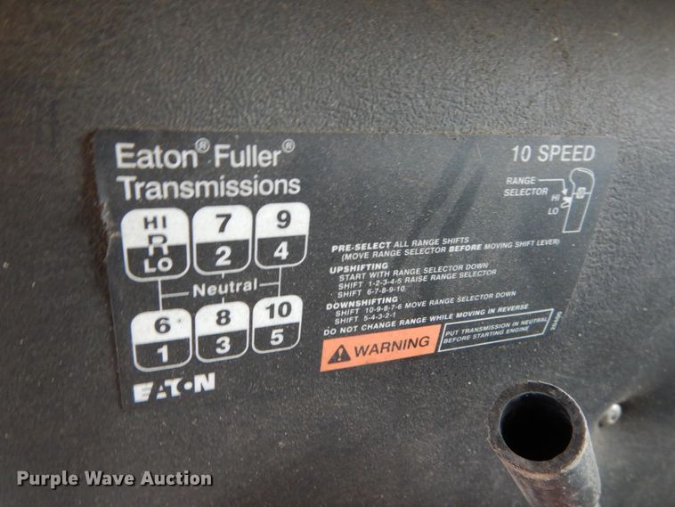 image for item IV9706 2006 International 4400  dump truck