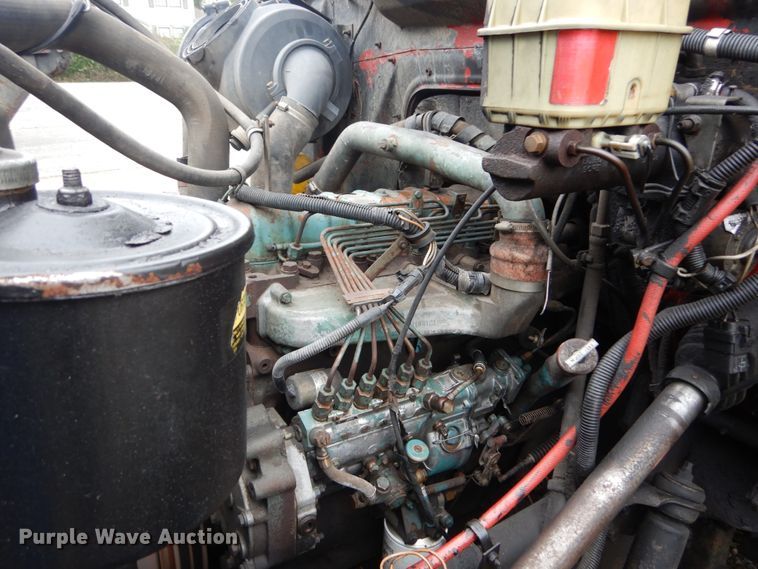 image for item IV9707 1992 International 4700  dump truck