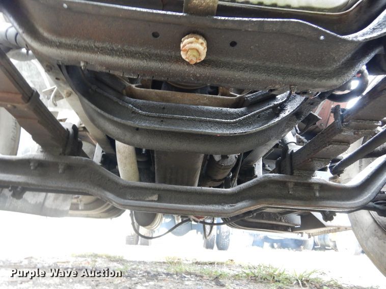 image for item IV9707 1992 International 4700  dump truck