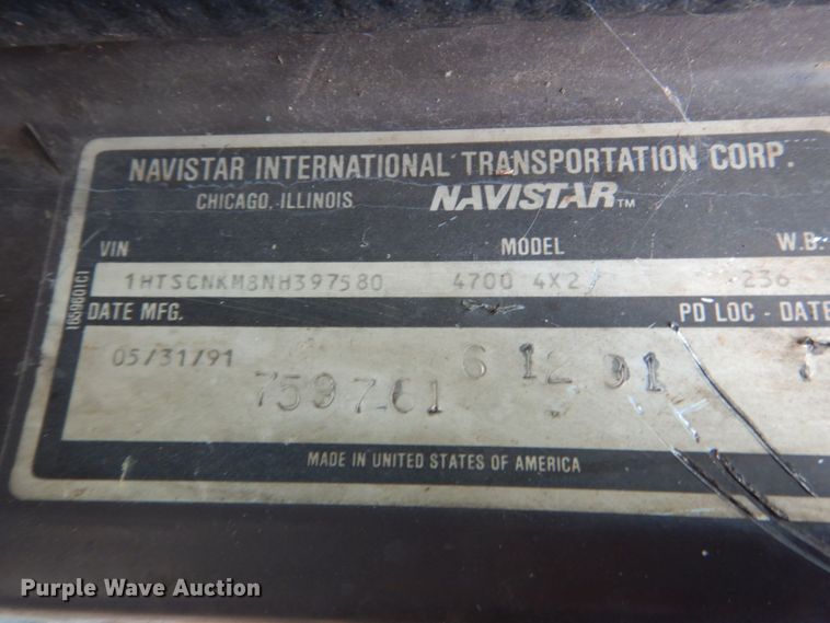 image for item IV9707 1992 International 4700  dump truck