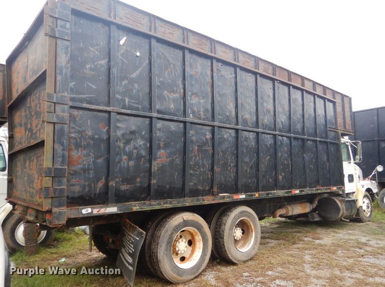 image for item IV9709 1997 Volvo WG  dump truck